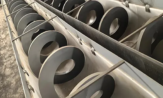 الناقل الحلزوني